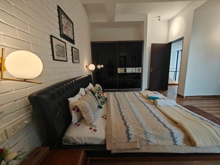 Bedroom 2 image 1