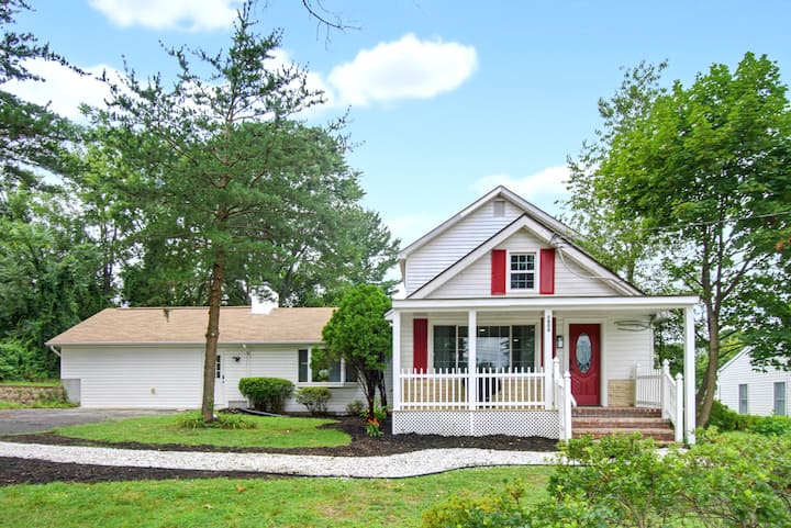 4bd 3ba Pet Friendly Home Near Ft Meade And Bwi! - Glen Burnie, MD