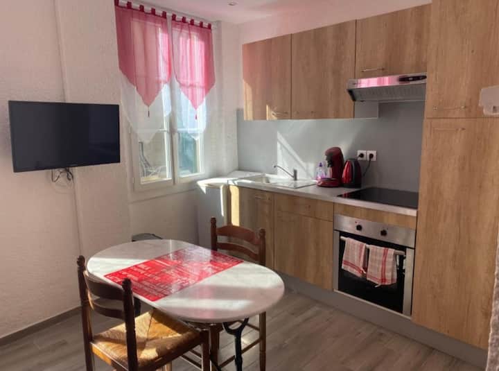 Charmant Studio Avec Wifi à 50 M De La Plage - Collioure