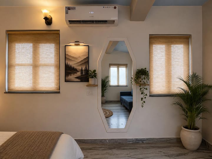 Bedroom 1 image 3