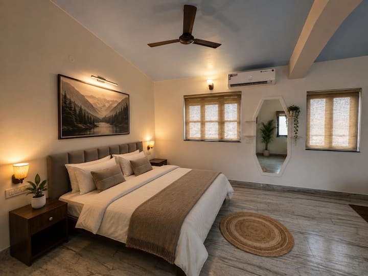 Bedroom 1 image 1