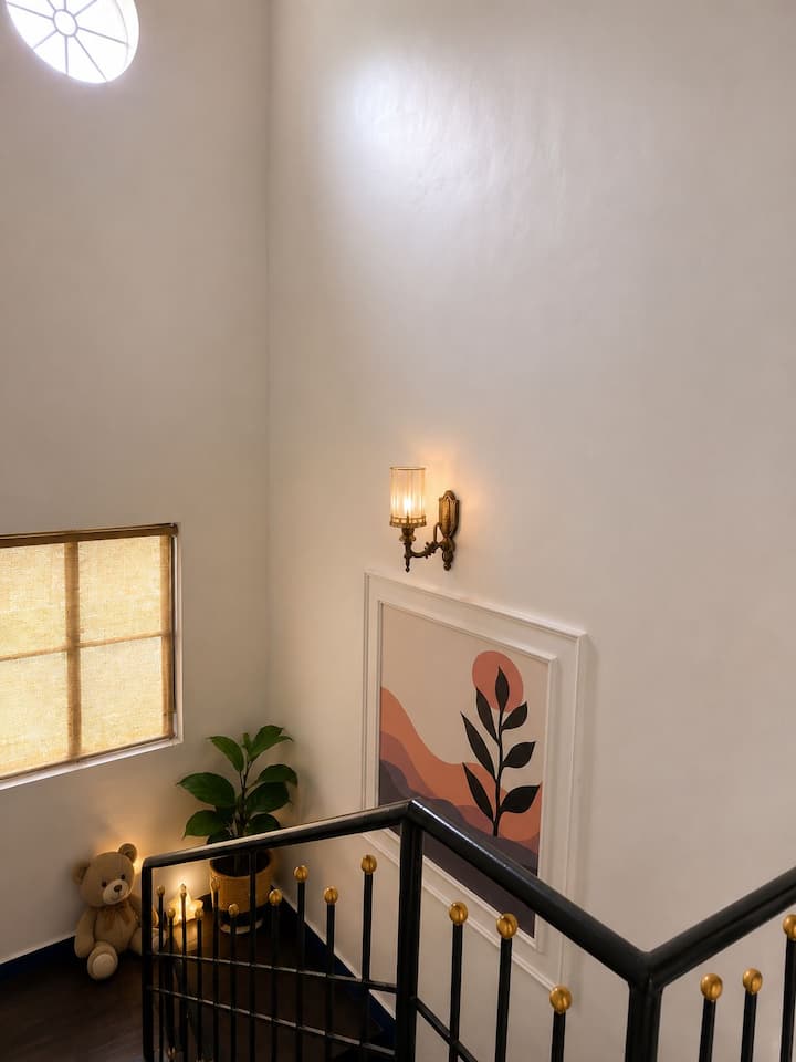 Living room image 4