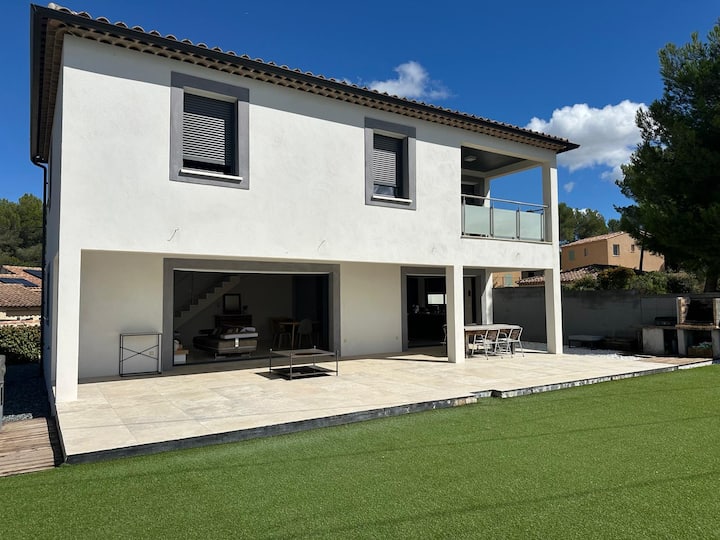 Villa Epure, Moderne Et Lumineuse, 6 à 8 Pers. - Salon-de-Provence