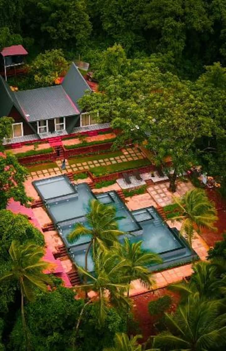 Coco Infinity | Infinity Pools + 4 Bedroom Cottage - ゴア