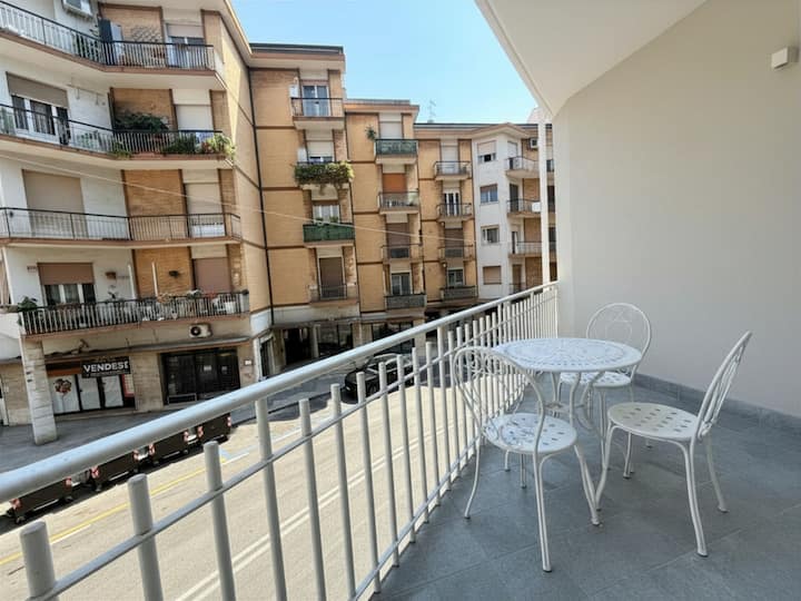 A55  Ancona, Apartment In The Centre With Wifi - Ancona