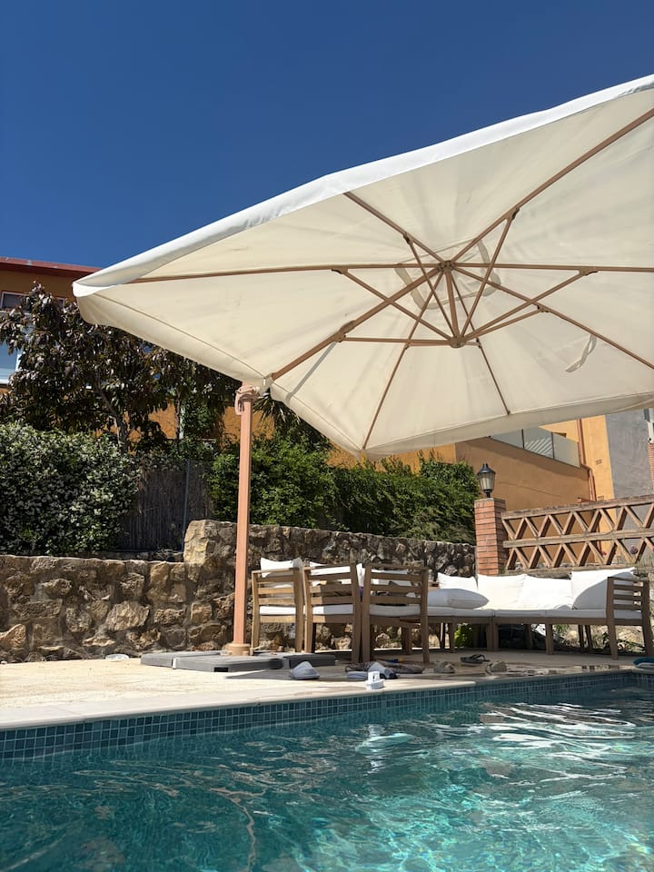 Design Villa, Private Pool, Empordà Village - Figueres