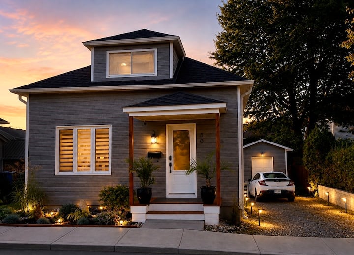 Unique Designer Boutique Home In St-hilaire - Beloeil