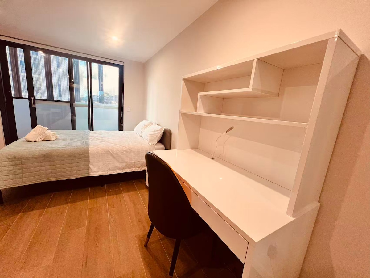 Ashfield New Spacious Place