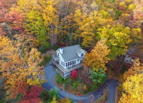 MonTreat Yourself | Mountain Home with Hot Tub