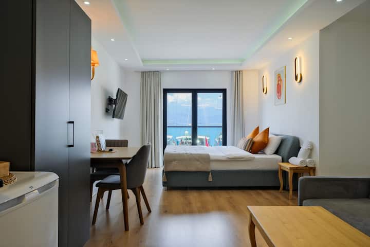 Deniz Manzaralı - Stüdyo Daire - 1 Kat - Fethiye
