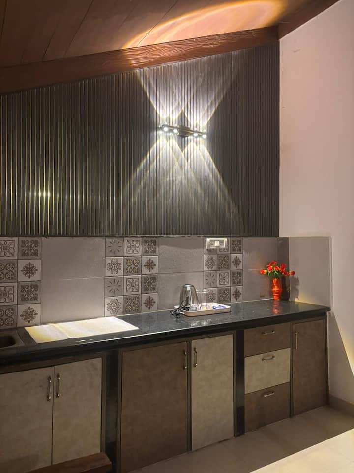Full kitchen image 5