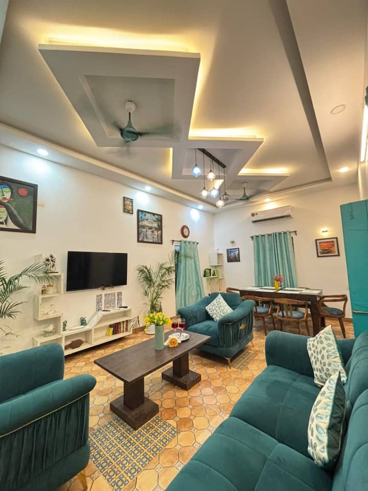 Living room image 4