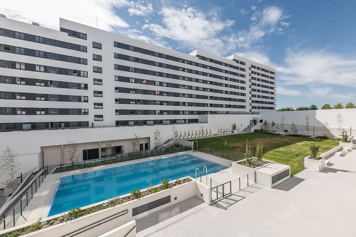 Homeclub | 2-bed Near Ifema & F1 Gp Madrid - San Sebastián de los Reyes