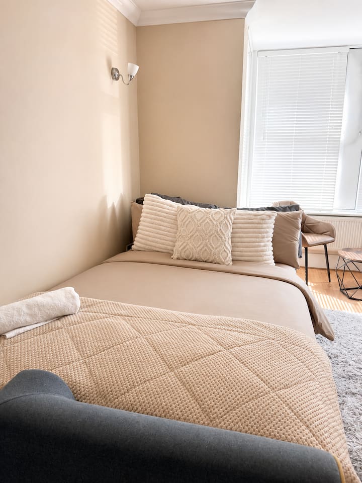 New Road Getaway - Chatham, Kent