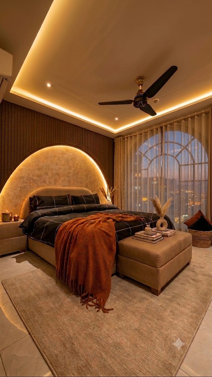 Sollìs |Arch View| Gulberg| 1br|self-checkin| Pool - Lahore