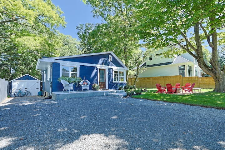 Blue Bird Cottage - Walk To Beach And Old Town - Niagara-on-the-Lake