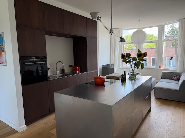Stijlvol Appartement In West Met Zonnig Balkon - Amsterdam