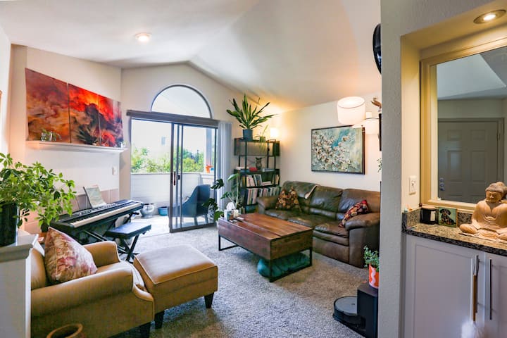 Cozy 1br By Cherry Creek Trail + Hot Tub - Denver