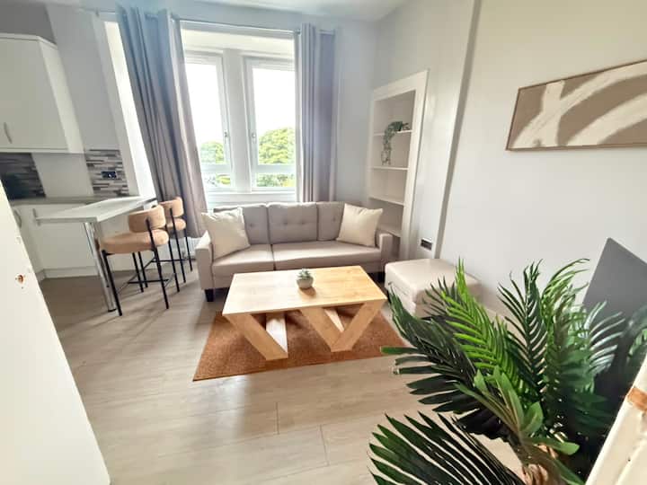 Stylish Apartment Near Edinburgh City Centre - Leith