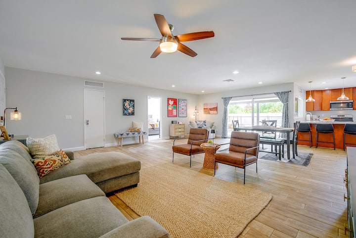 'Twin Palms' Family Oasis In Glendale - Glendale
