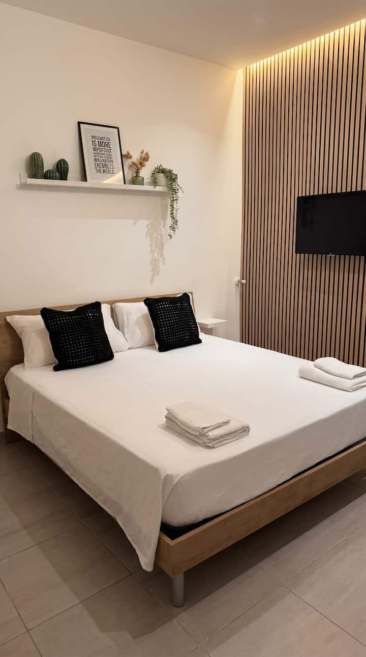Mya Apartment - Free Parking Nearby - Brindisi