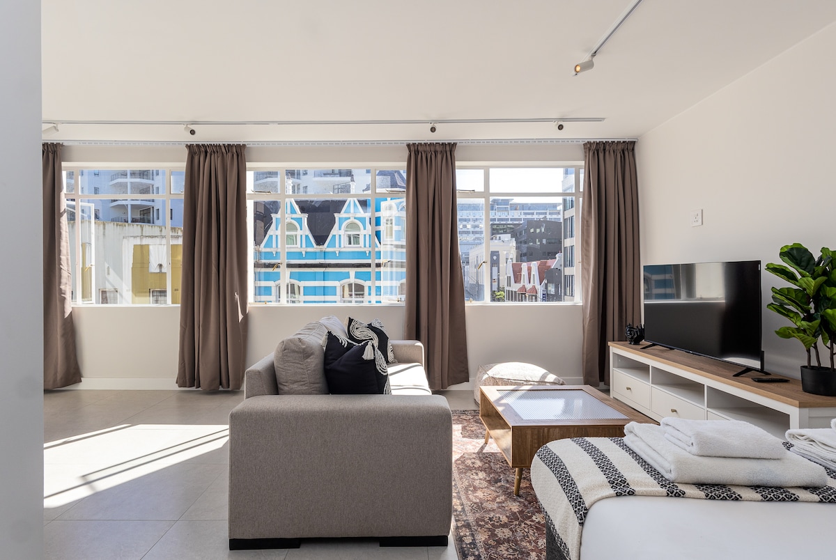 Bright CBD Studio, free parking, cape town - Apartments for Rent in ...