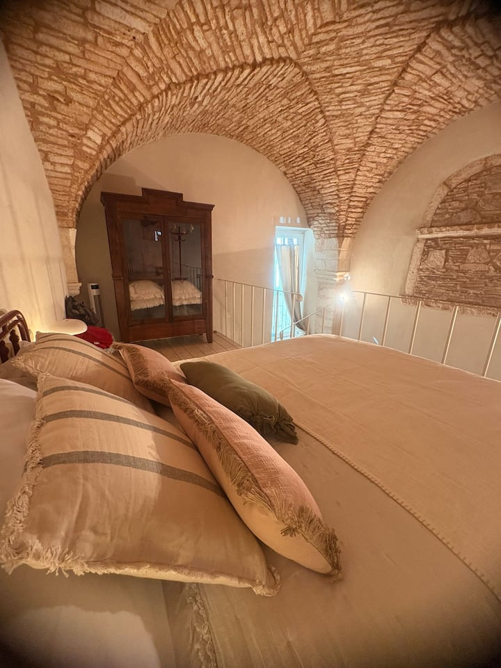 Dhomë gjumi 2