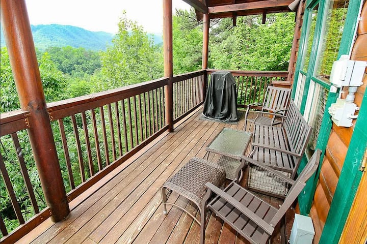 On Mountain Time - Mtn View, Hot Tub, Arcade - Pigeon Forge