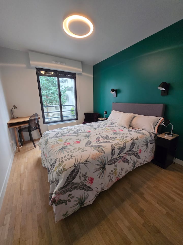 Chambre D'hôtes Calme Sur Jardin - Batignolles 17e - Parijs