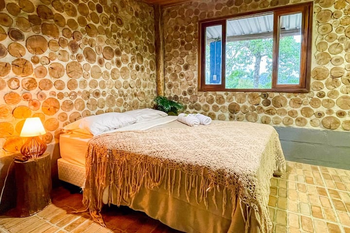 Rustic For Rent Sign Estradeiro Room - Barns for Rent in Lauro Muller, Santa Catarina ...