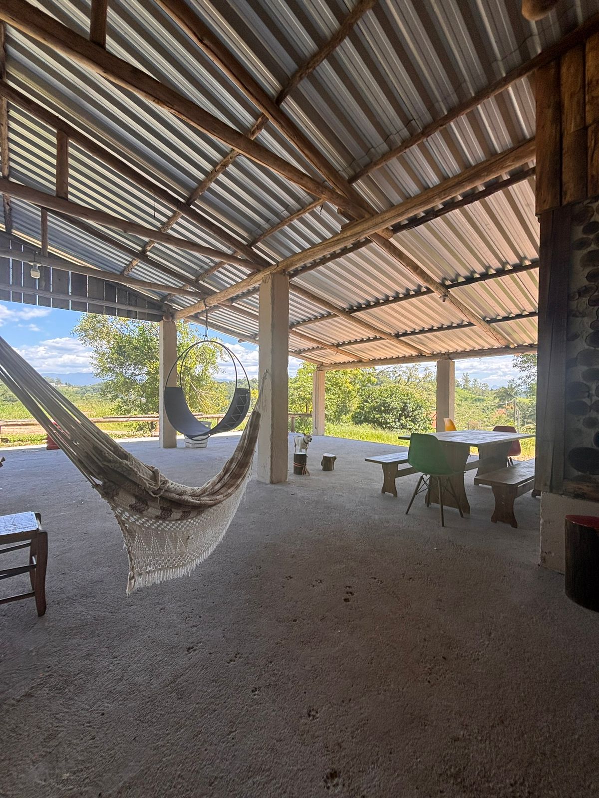 Rustic For Rent Sign Estradeiro Room - Barns for Rent in Lauro Muller, Santa Catarina ...