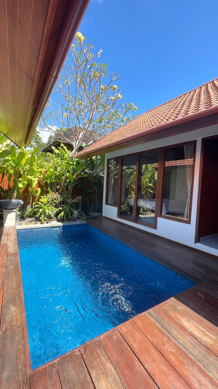 2br With Private Pool Aramaya Villa Puri Damar - Denpasar