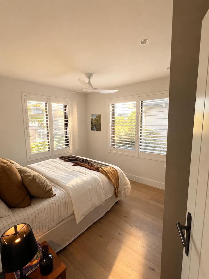 Ocean view apartment in Queenscliff/Manly - Apartments for Rent in ...