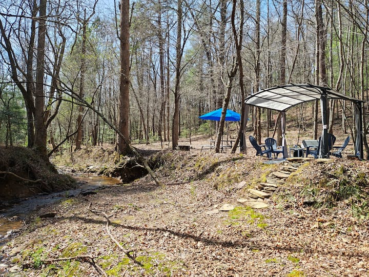 Cozy Cabin, Pavilion, Firepit, Trail to creek! - Cabins for Rent