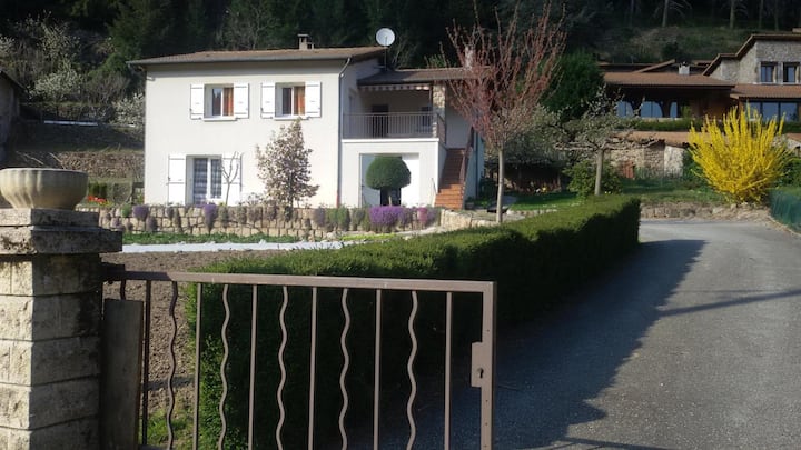 Gite Aurives - Le Cheylard