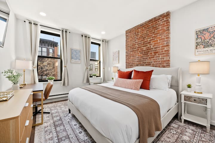 Gorgeous 2br Min To Nyc King Bed Elevator Sleeps 6 - Hoboken, NJ