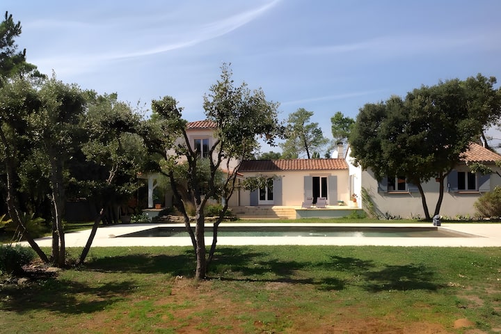 La Maison De Valérie Avec Piscine - Uzès
