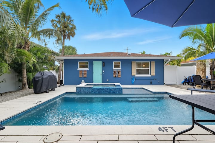 Cozy Duplex, Steps To Beach W/heated Pool & Spa - Holmes Beach, FL