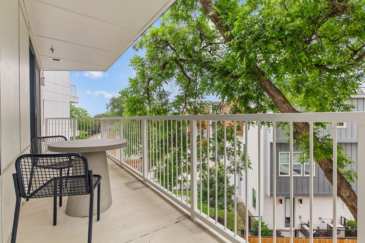 Private Balcony | Resort Pool, Terrace, Dining
