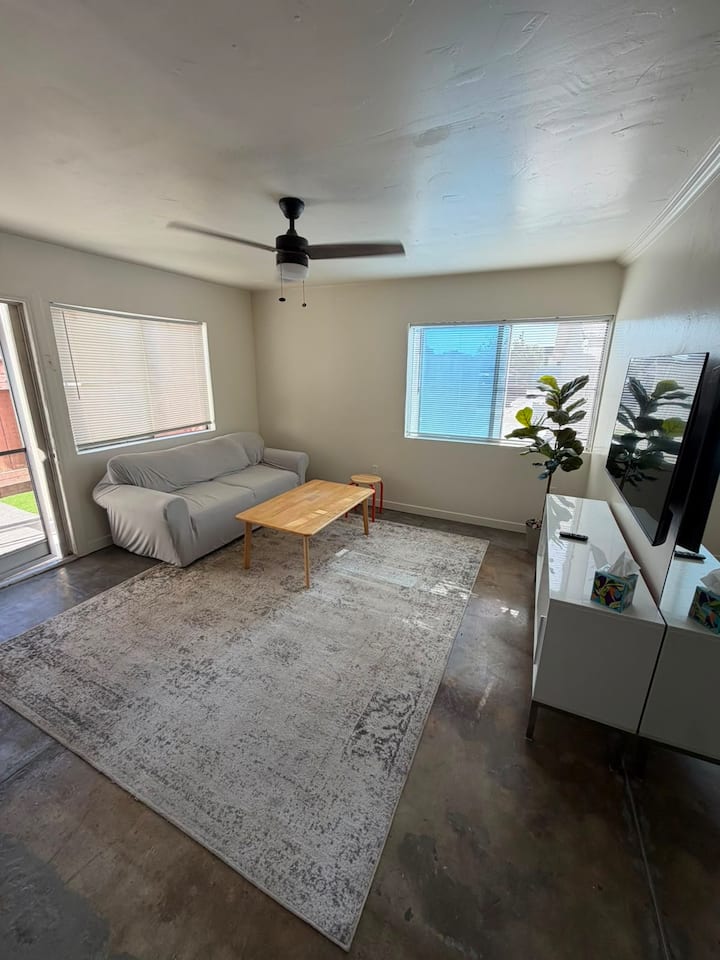 Cozy 1-bedroom W Private Patio - National City, CA