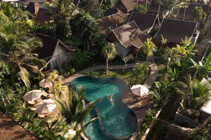 Kayu Retreat  Wooden Suite & Lagoon Pool  Jungle - Indonesia