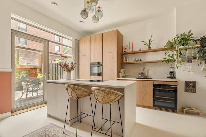 Luxurious Family Apartment + Parking In Amsterdam! - Amsterdam