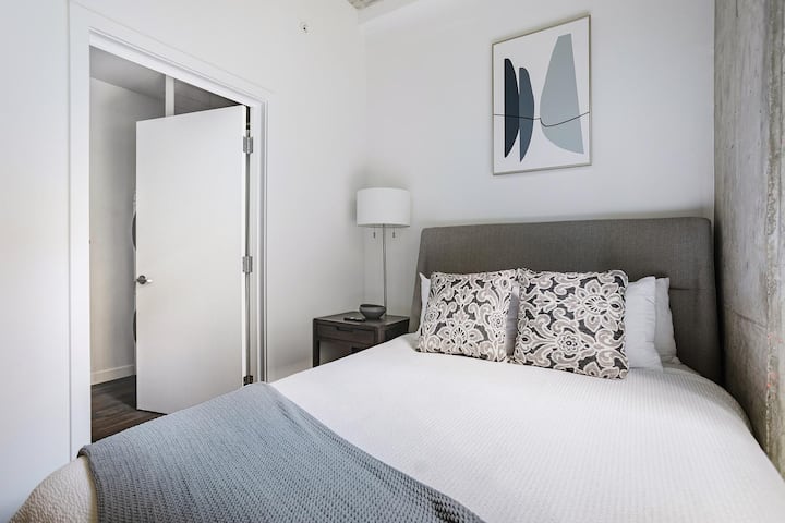 Landing | Beautiful 1bd, Rooftop Lounge, Courtyard - Seattle, WA