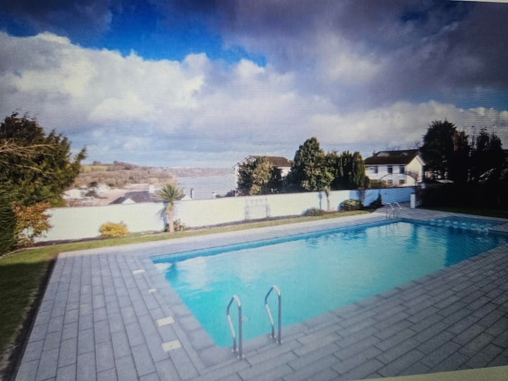 Merlewood Cottage - Tenby