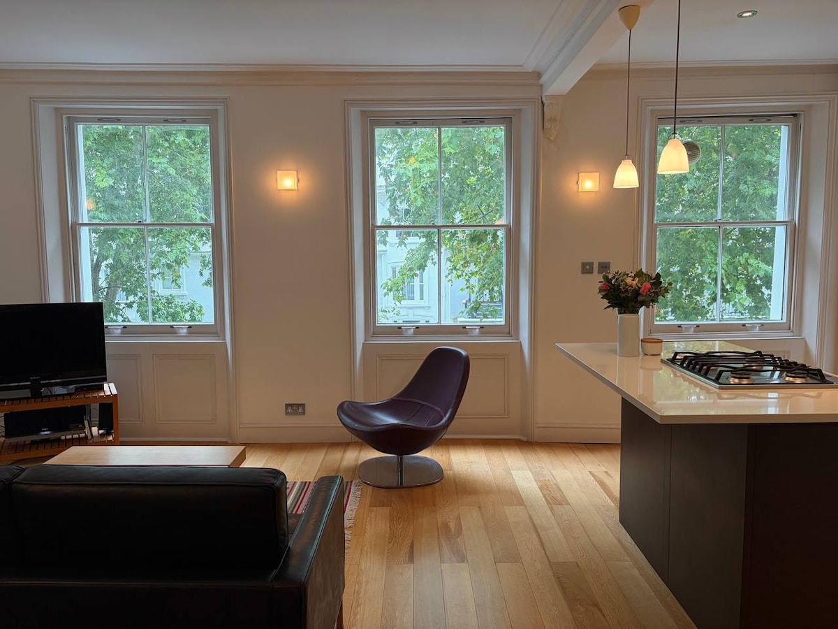 Timeless Victorian Retreat by Hyde Park