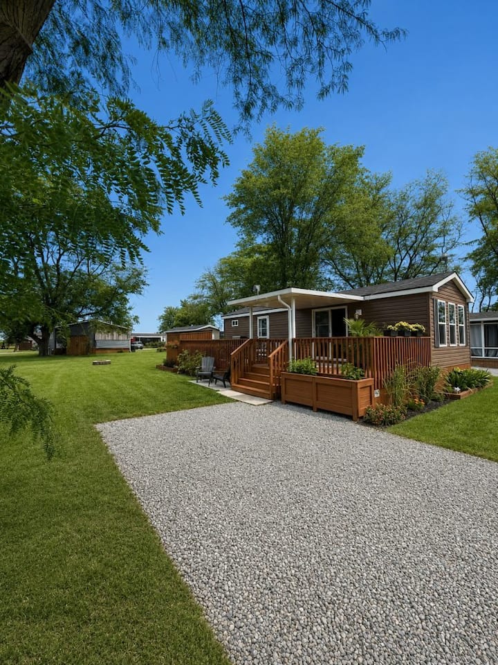Peacedale - Luxury Cottage In Niagara On The Lake - Niagara-on-the-Lake