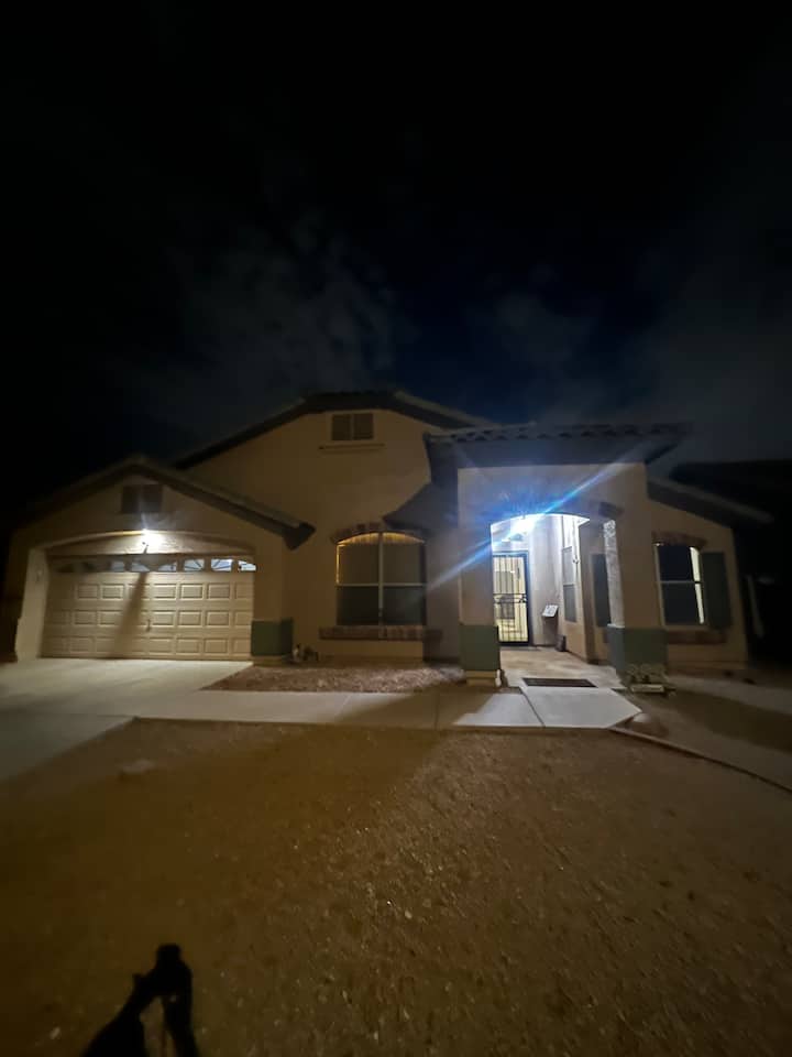 Davis Cozy Home - Avondale, AZ