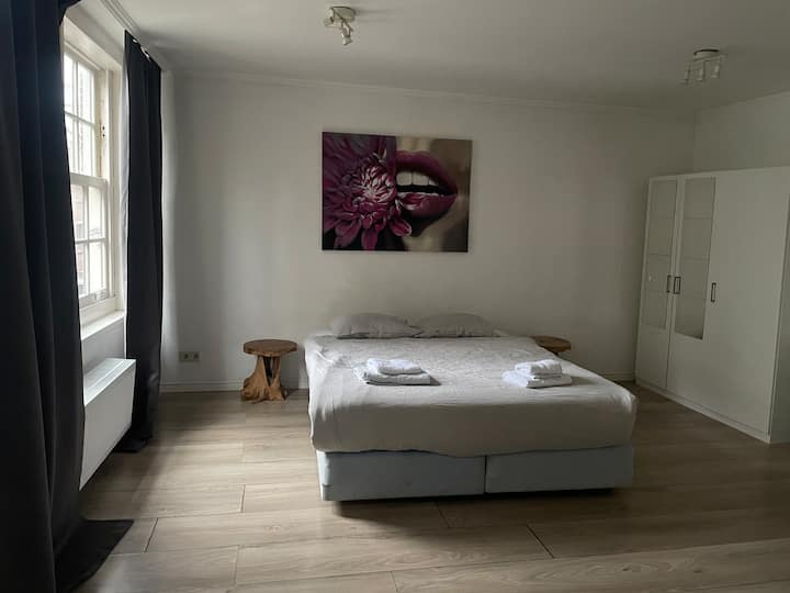 Central Station Private Apartment - Amsterdam