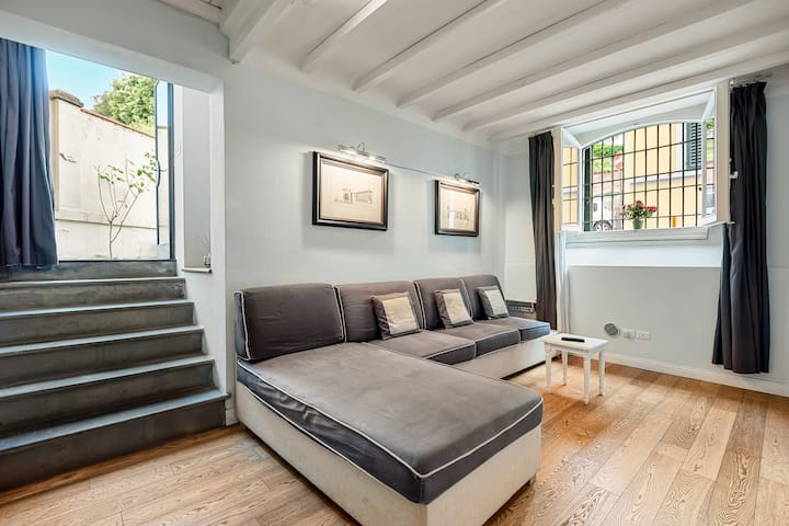 Casa Con Giardino-due Camere Da Letto E Due Bagni - Florence