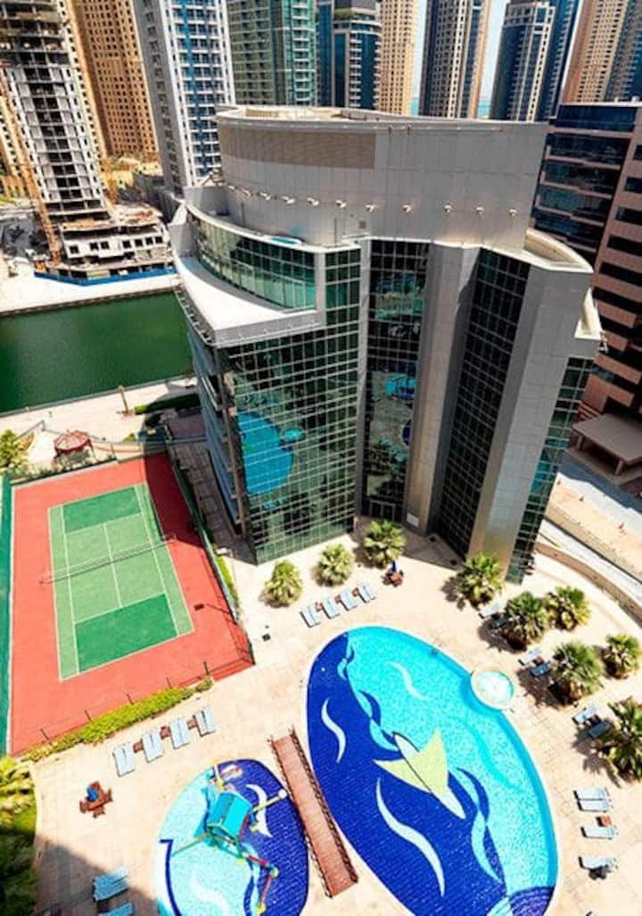 Cozy 1 Bedroom Home In Dubai Marina Near The Beach - Dubai Marina